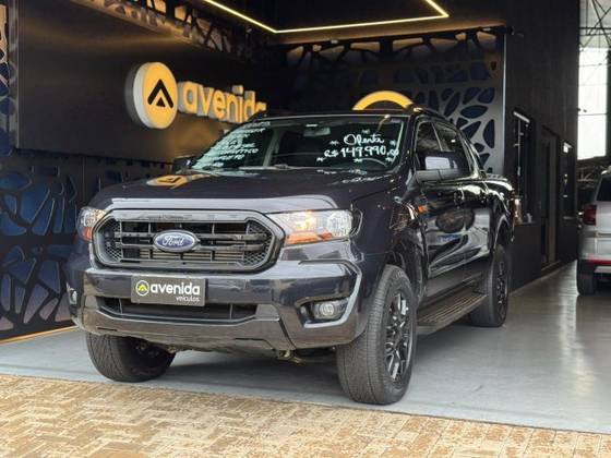 FORD RANGER 2.2 BLACK 4X2 CD 16V DIESEL 4P AUTOMÁTICO